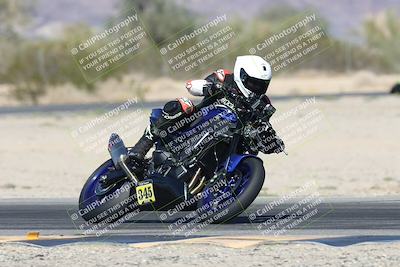 media/Oct-30-2025-Racers Edge (Thu) [[dabbdaf680]]/3-B Group/Session 5 (Turn 6)/